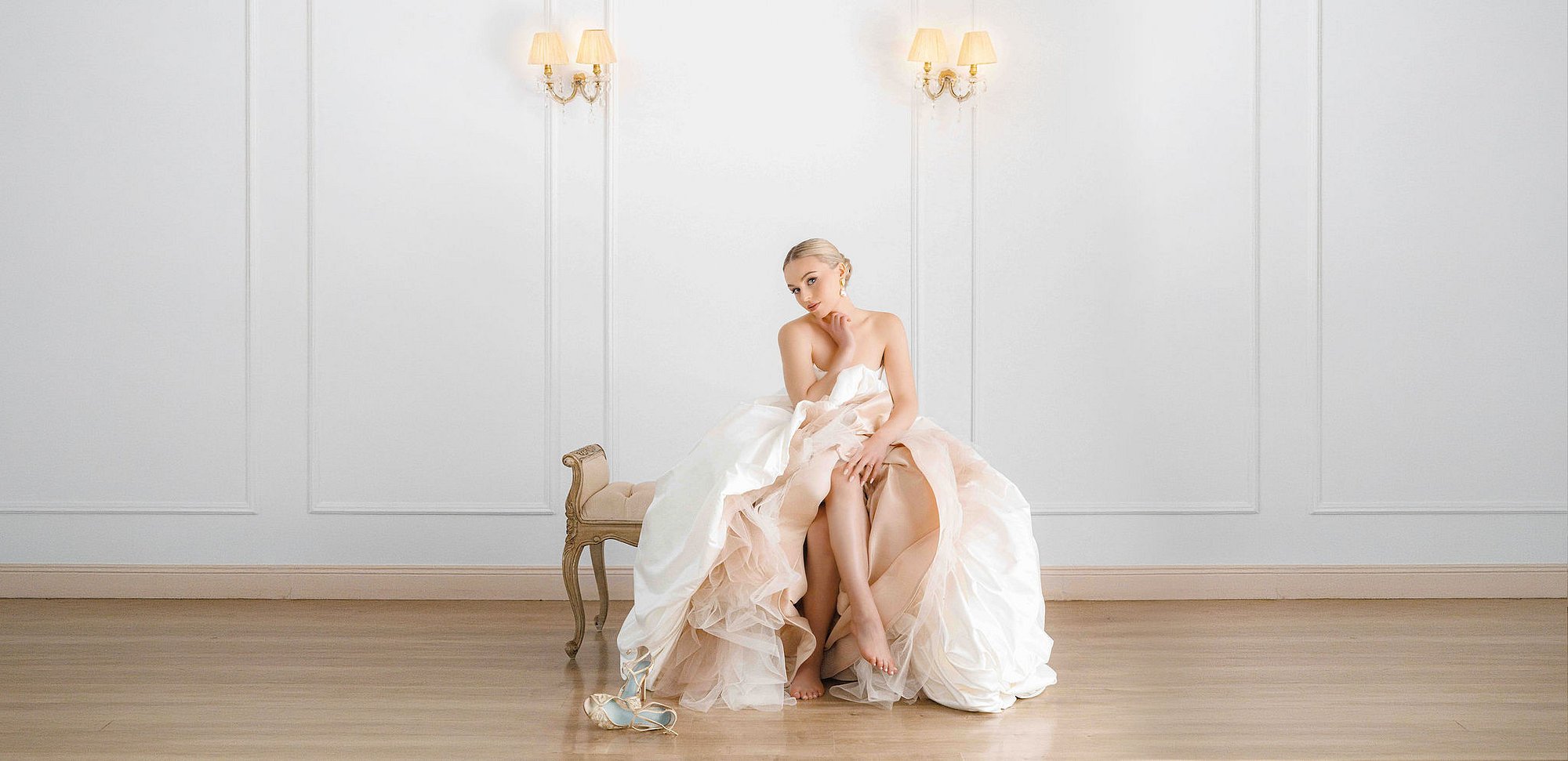 Voir. Visuals Editorial Wedding Photography