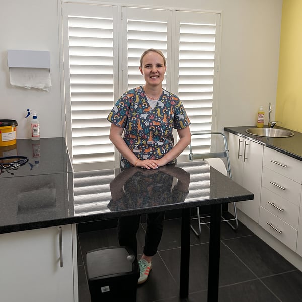 Dr Lizemarie – Erasmuskloof Veterinarian