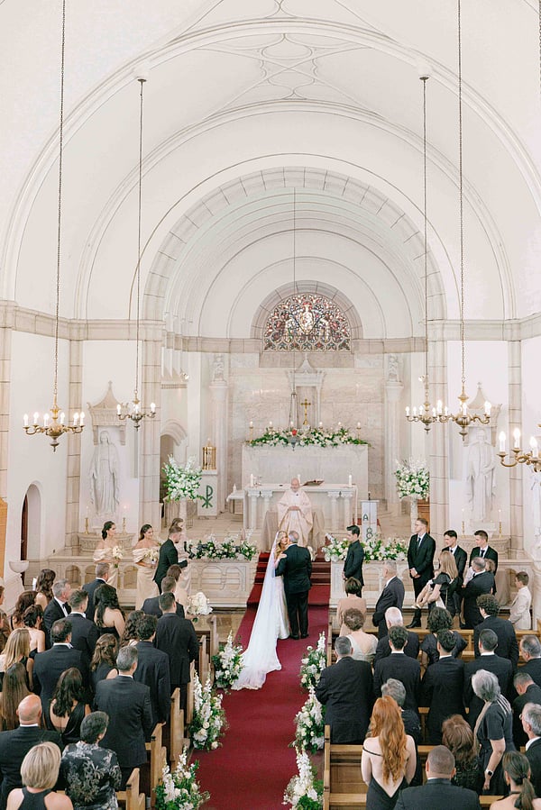 Wedding bouquet and floral decor details
